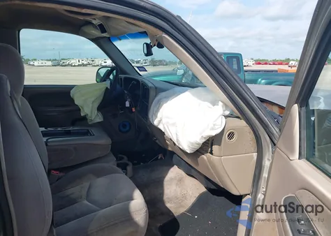 2003 GMC Sierra 1500Hd Sle z USA, uszkodzony, nr VIN 1GTGC13U13F104587